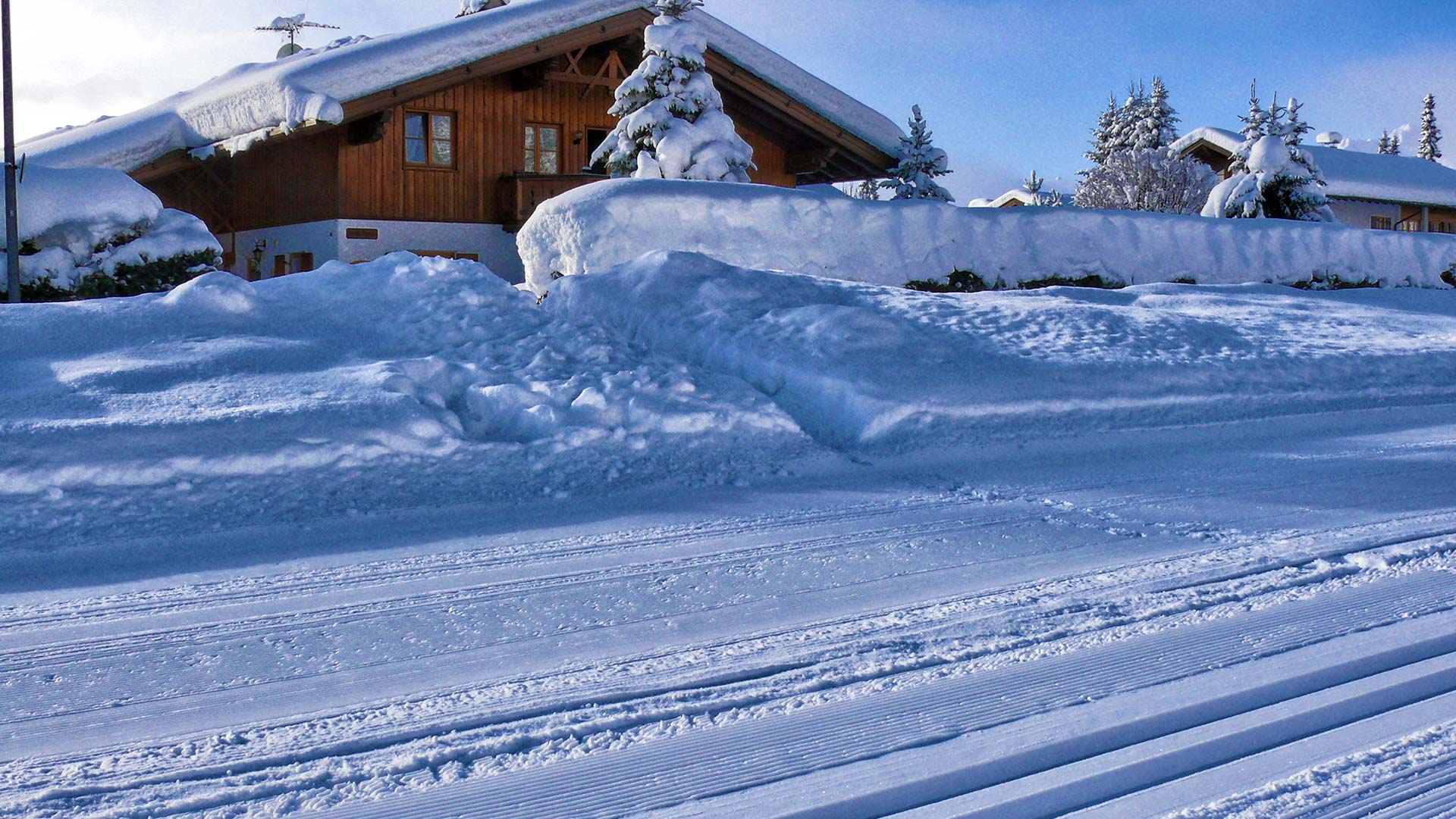 Loipeneinstieg direkt am Haus